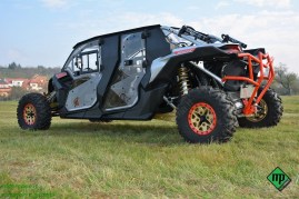 Can-am-Maverick-X3-MAX-DFK-cabin_04