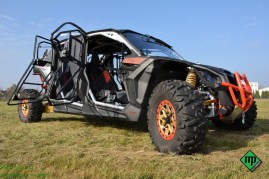 Can-am-Maverick-X3-MAX-DFK-cabin_13